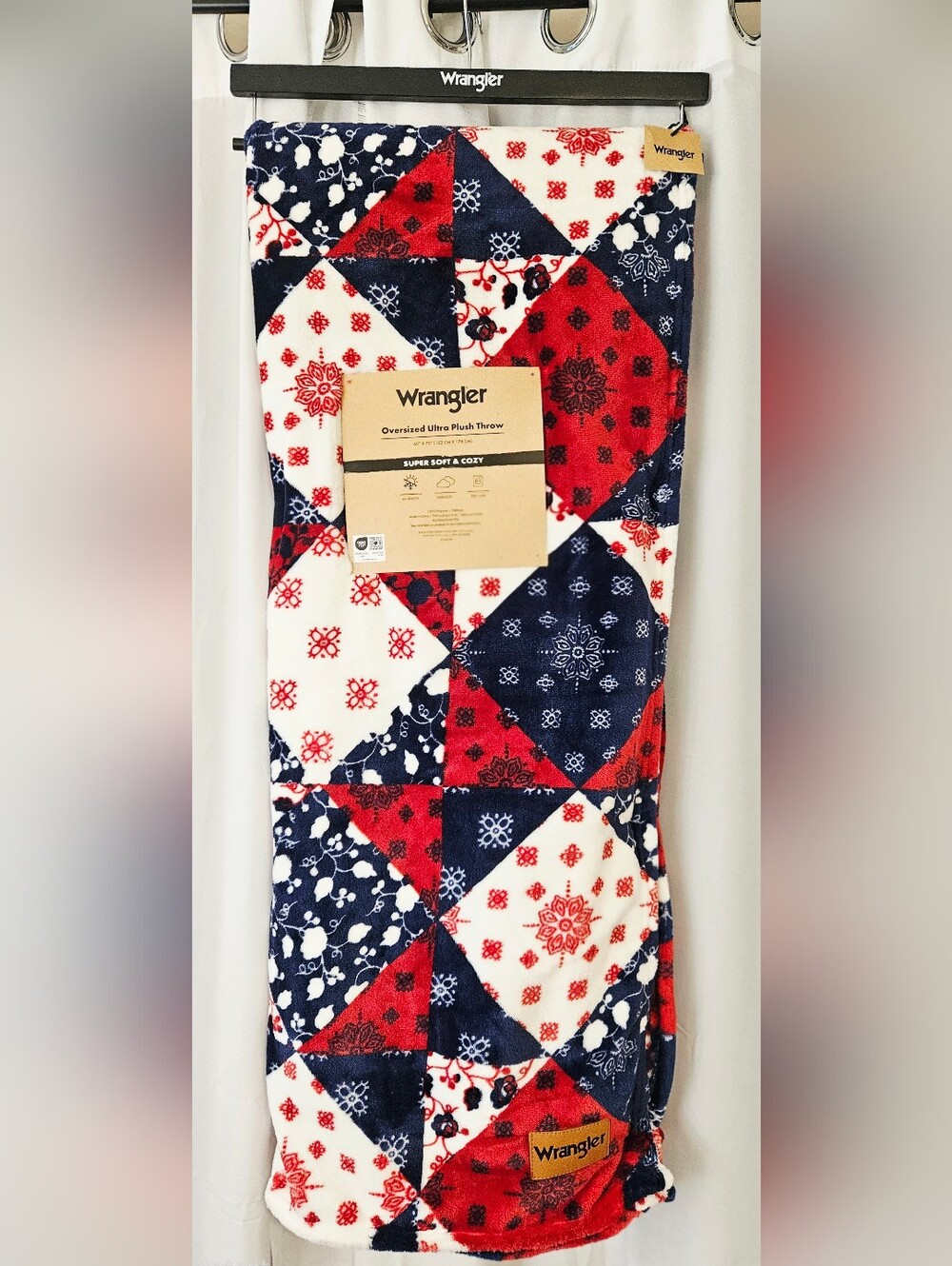 Wrangler Oversized Plush Throw - Red, White And Blue - NWT